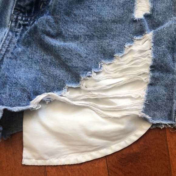 Ripped Denim Jean Shorts - Picture 4 of 4